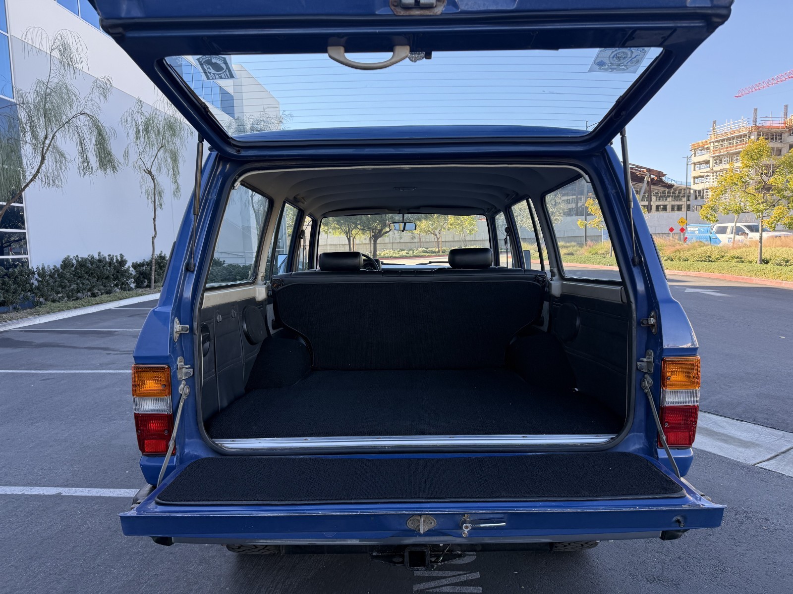 Toyota-Land-Cruiser-1987-SUV-36