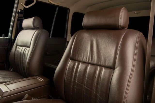 Toyota-Land-Cruiser-1988-SUV-15