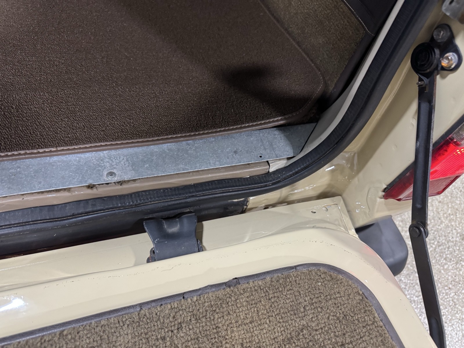 Toyota-Land-Cruiser-1988-SUV-19