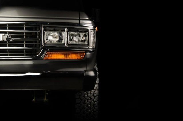 Toyota-Land-Cruiser-1988-SUV-24