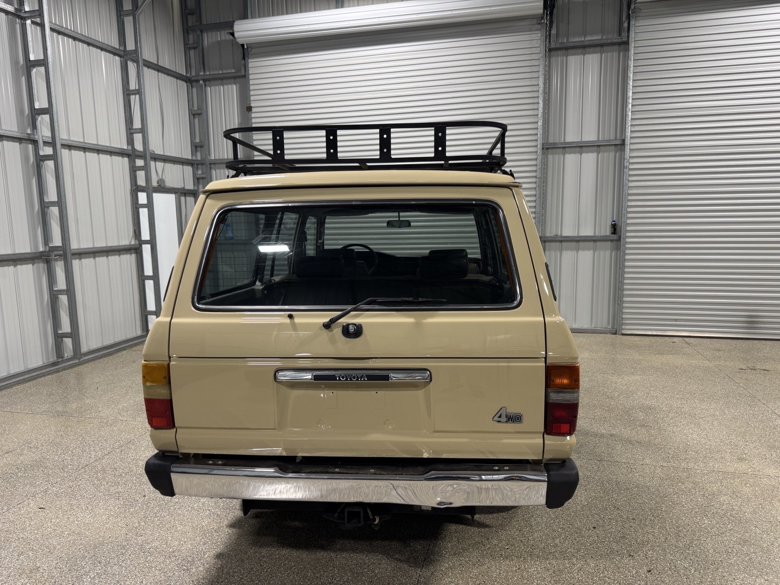 Toyota-Land-Cruiser-1988-SUV-4