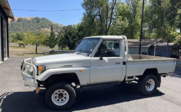 Toyota-Land-Cruiser-1993