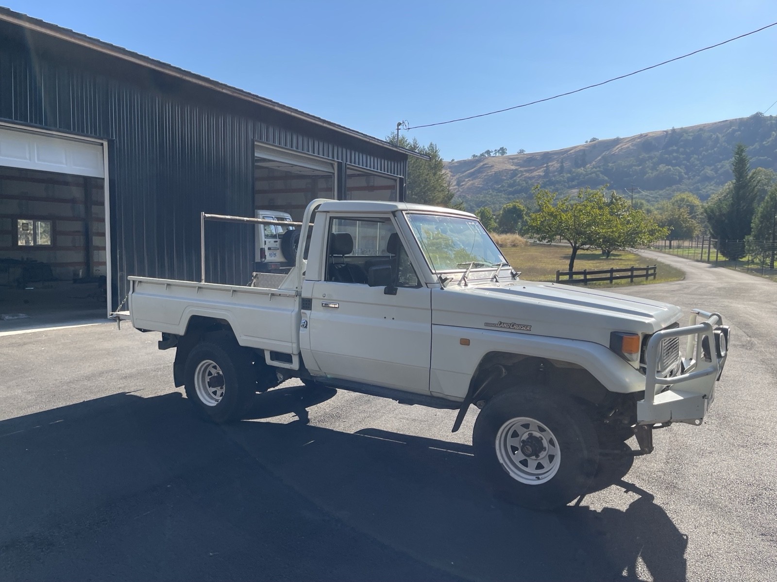 Toyota-Land-Cruiser-1993-4