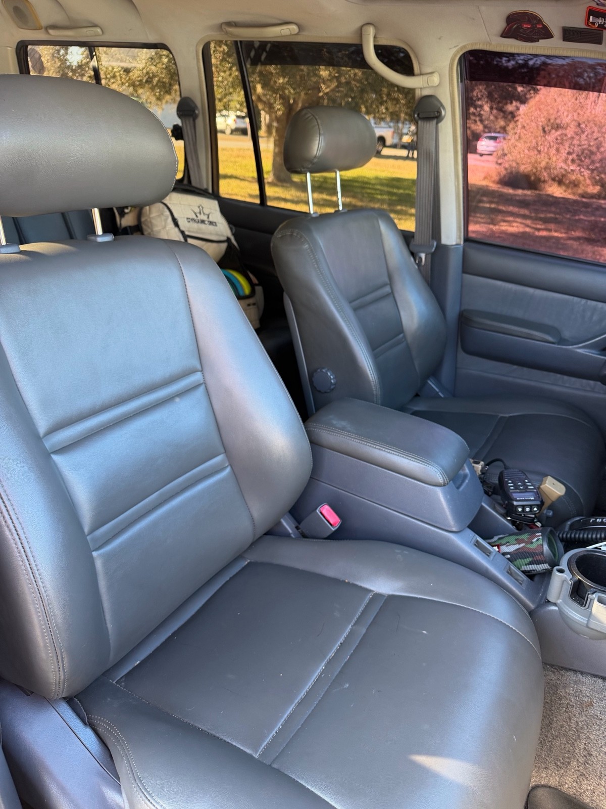 Toyota-Land-Cruiser-1993-SUV-17