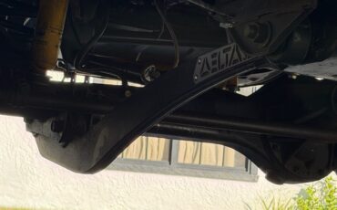 Toyota-Land-Cruiser-1993-SUV-32