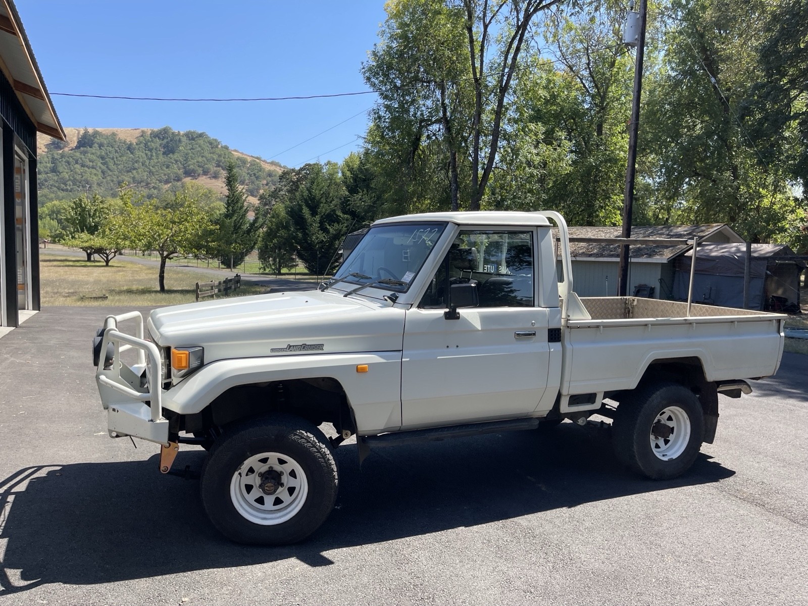 Toyota-Land-Cruiser-1993