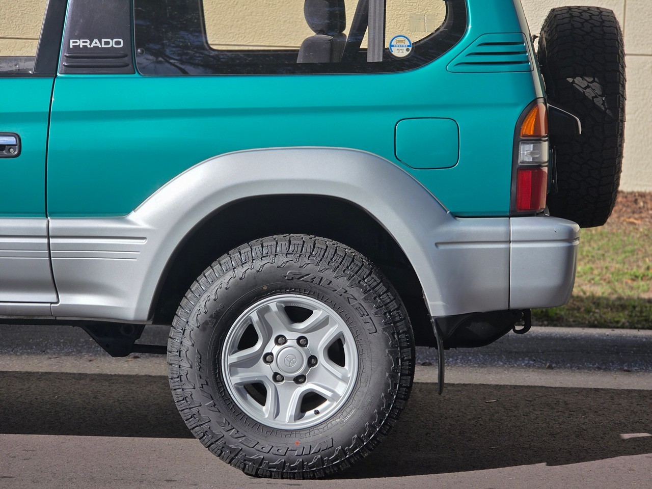 Toyota-Land-Cruiser-Prado-1996-SUV-13