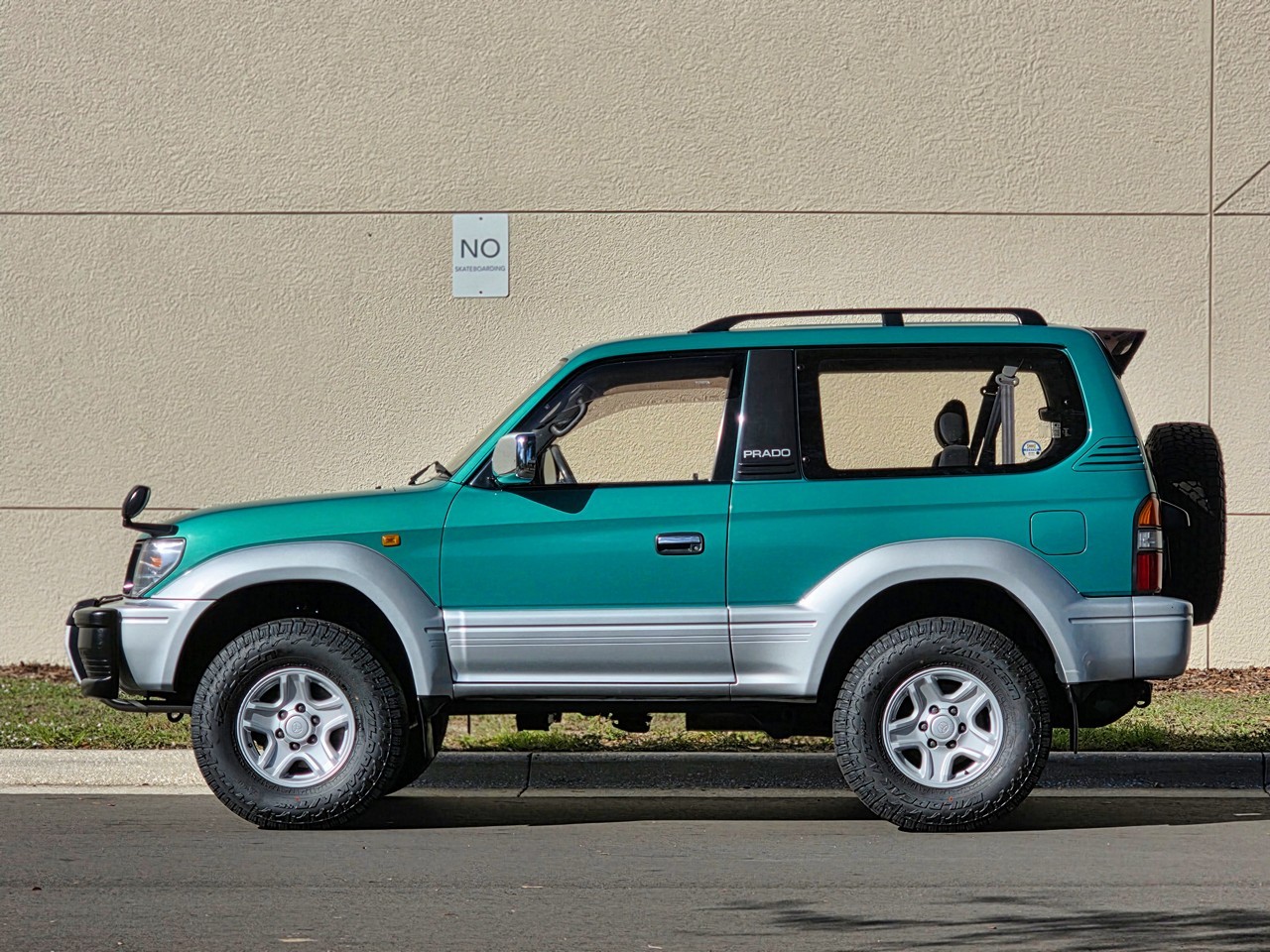 Toyota-Land-Cruiser-Prado-1996-SUV-14