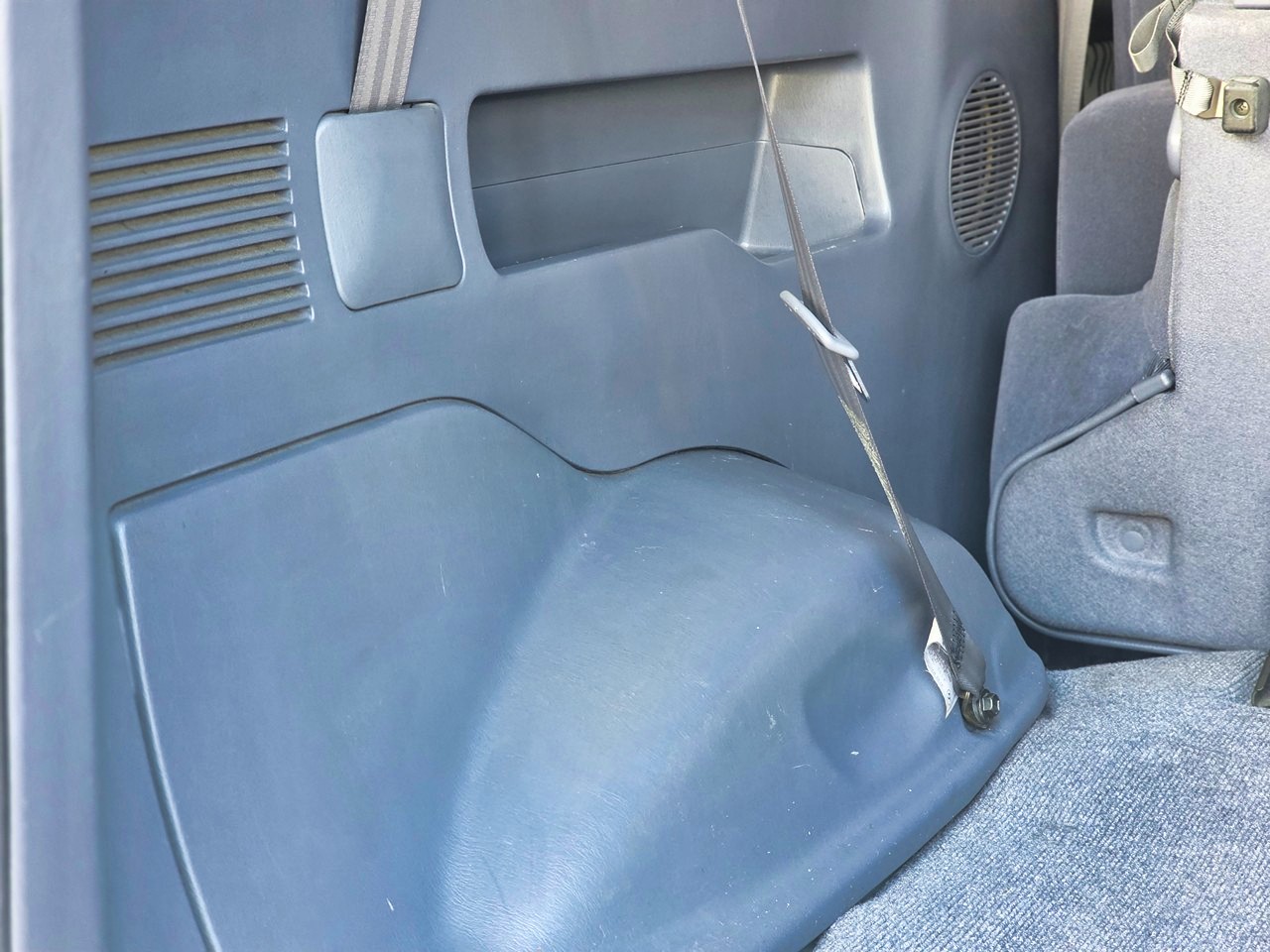 Toyota-Land-Cruiser-Prado-1996-SUV-34