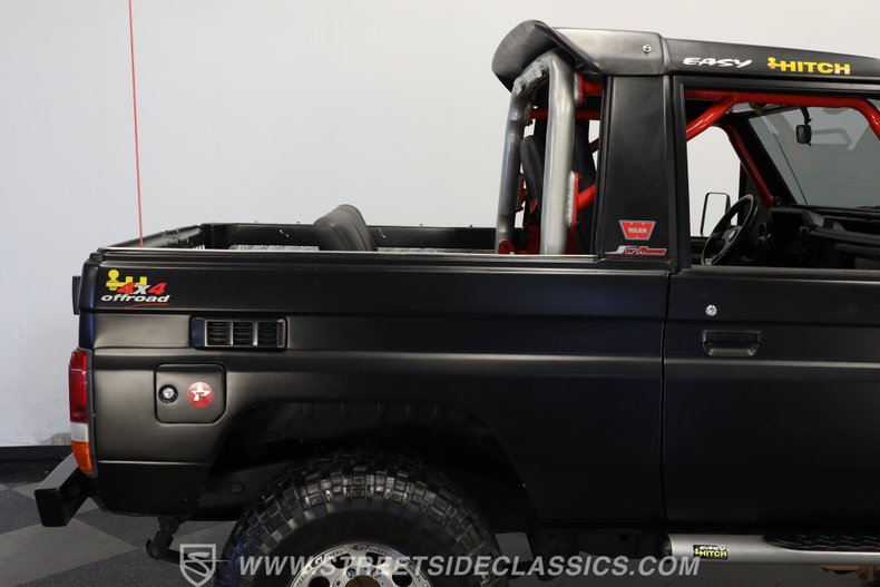 Toyota-Land-cruiser-1995-Matte-Black-Black-21