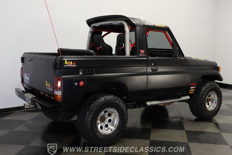Toyota-Land-cruiser-1995-Matte-Black-Black-3