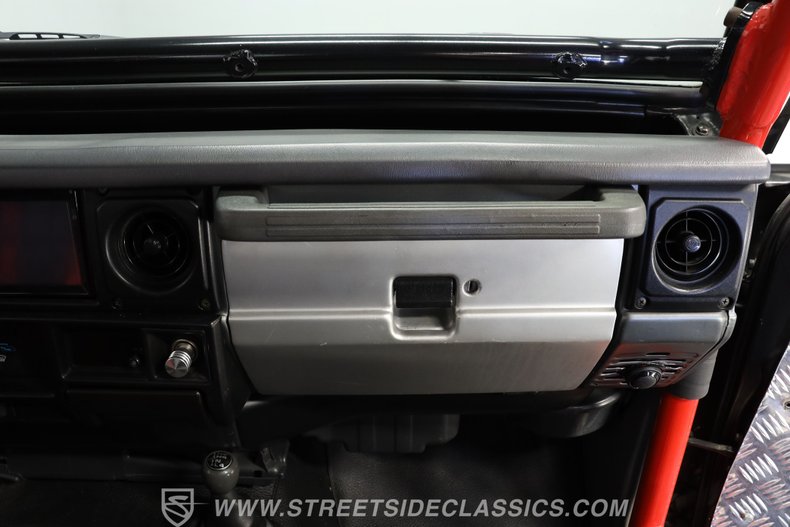 Toyota-Land-cruiser-1995-Matte-Black-Black-36