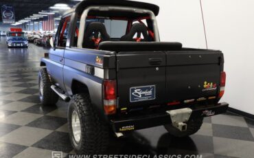 Toyota-Land-cruiser-1995-Matte-Black-Black-42