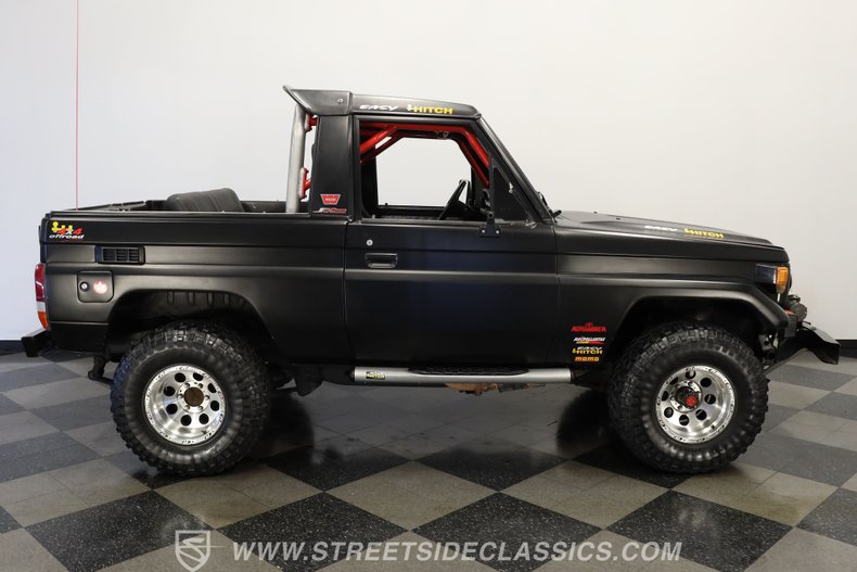 Toyota-Land-cruiser-1995-Matte-Black-Black-45