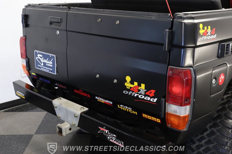 Toyota-Land-cruiser-1995-Matte-Black-Black-7
