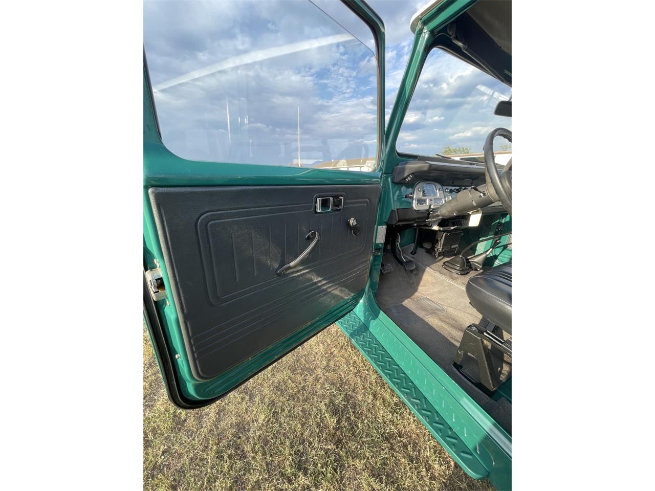 Toyota-Land-cruiser-fj-1976-Green-Black-15