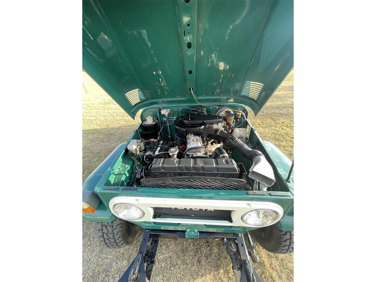 Toyota-Land-cruiser-fj-1976-Green-Black-21
