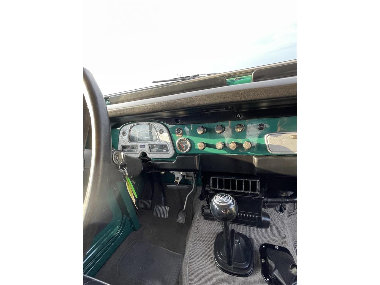 Toyota-Land-cruiser-fj-1976-Green-Black-3