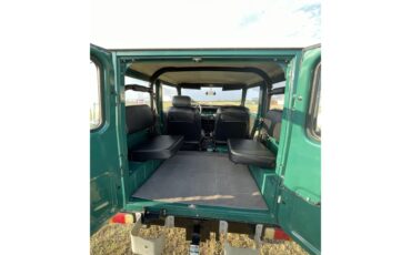 Toyota-Land-cruiser-fj-1976-Green-Black-8