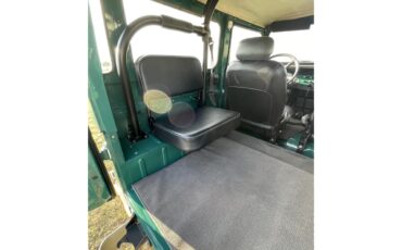 Toyota-Land-cruiser-fj-1976-Green-Black-9