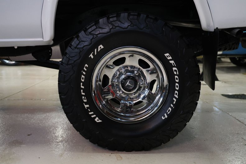 Toyota-Pickup-1982-White-Blue-15