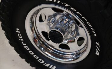 Toyota-Pickup-1982-White-Blue-17