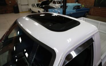 Toyota-Pickup-1982-White-Blue-23