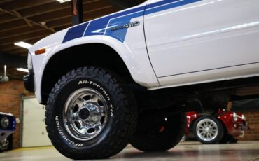 Toyota-Pickup-1982-White-Blue-28