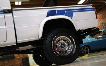 Toyota-Pickup-1982-White-Blue-29