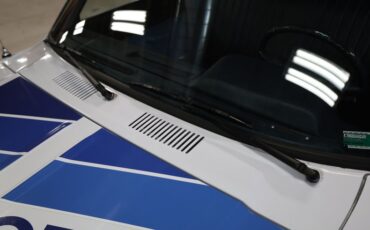 Toyota-Pickup-1982-White-Blue-4