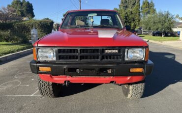 Toyota-Pickup-1985-2