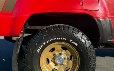 Toyota-Pickup-1985-4