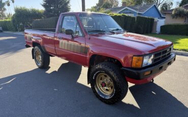 Toyota-Pickup-1985-5