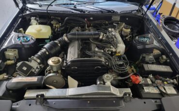 Toyota-Supra-1985-Hatchback-10