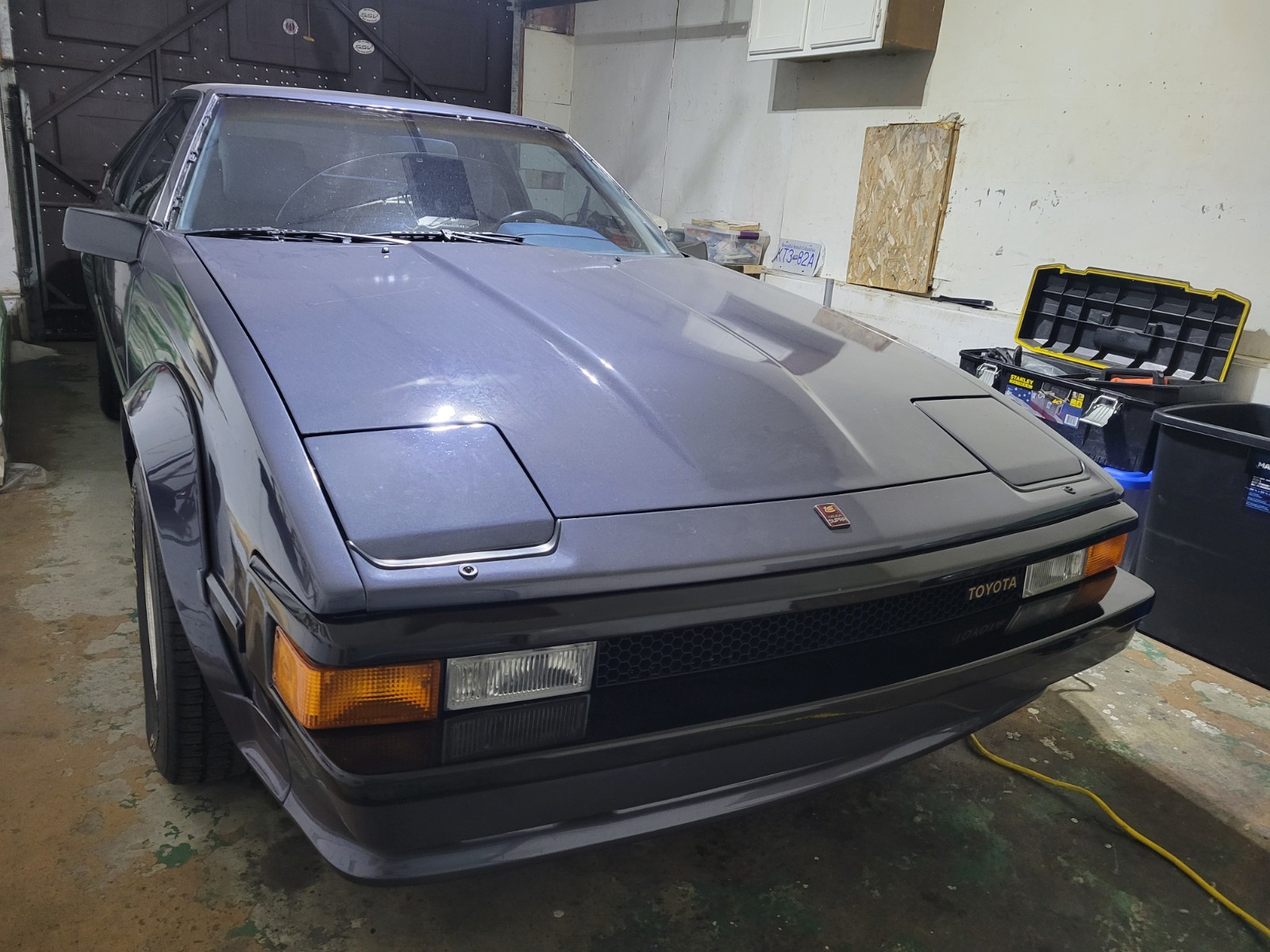 Toyota-Supra-1985-Hatchback-2