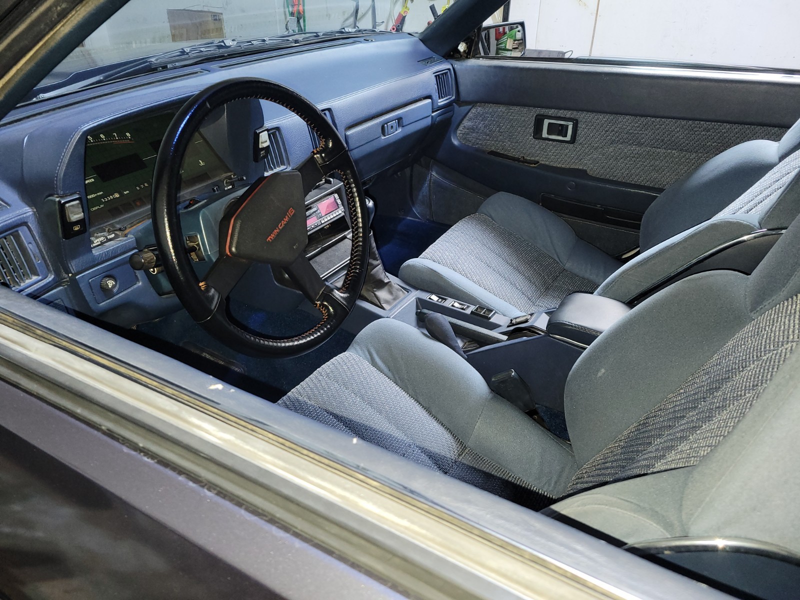 Toyota-Supra-1985-Hatchback-6