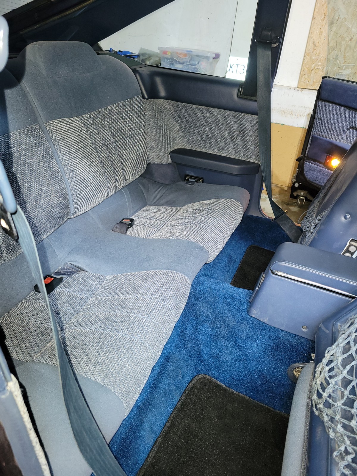 Toyota-Supra-1985-Hatchback-7