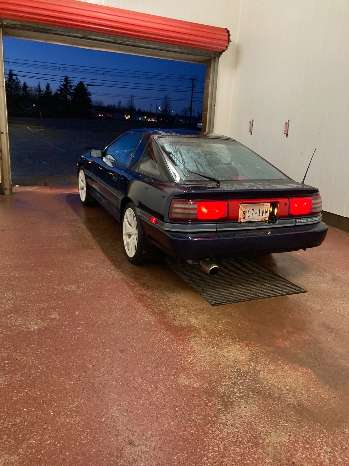 Toyota-Supra-1989-Hatchback-10