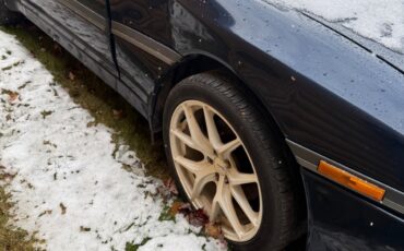 Toyota-Supra-1989-Hatchback-17