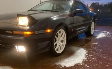 Toyota-Supra-1989-Hatchback-4