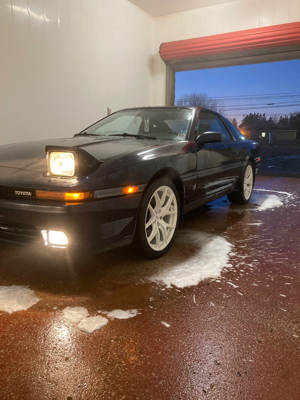 Toyota-Supra-1989-Hatchback-4