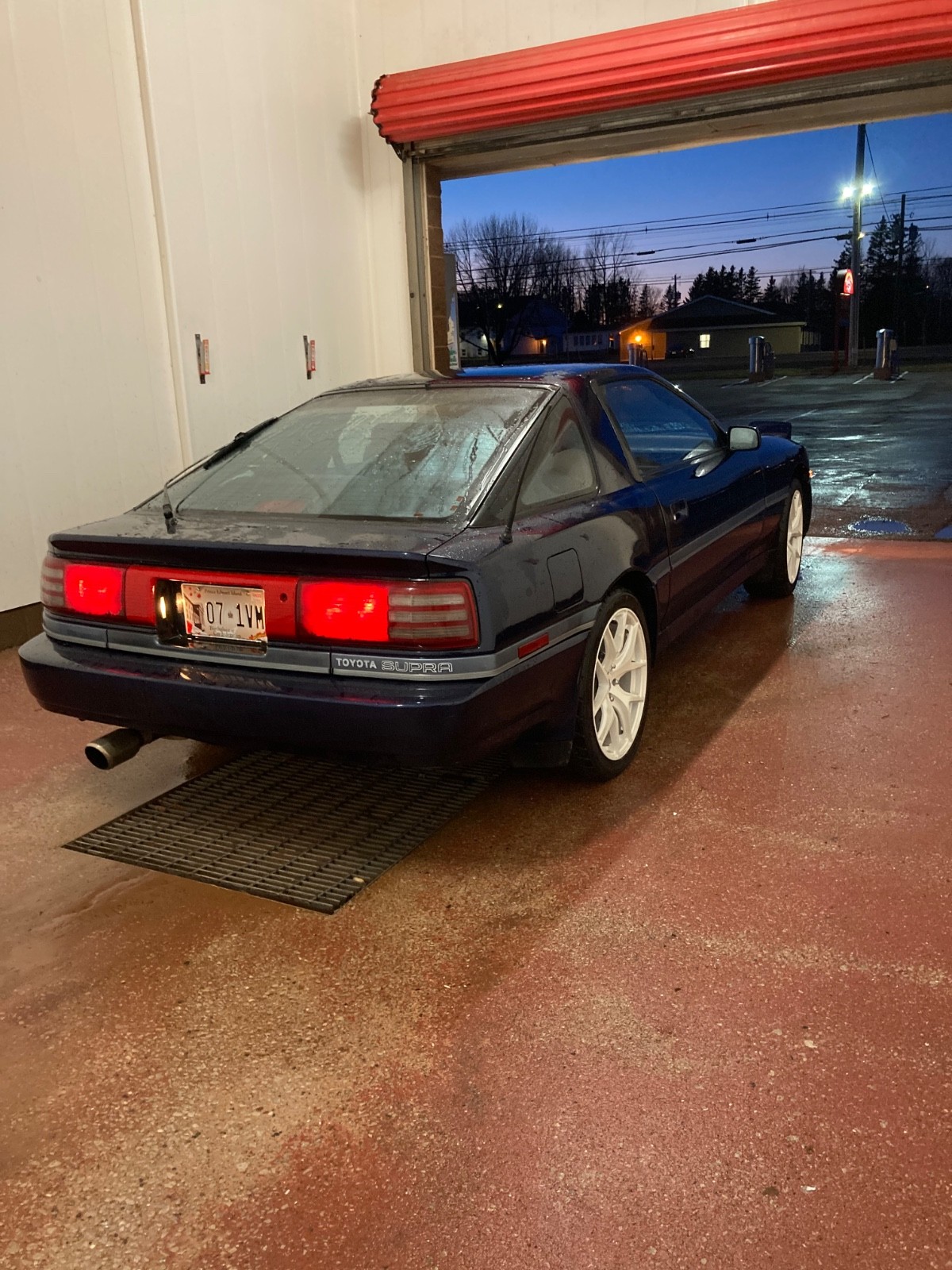 Toyota-Supra-1989-Hatchback-9