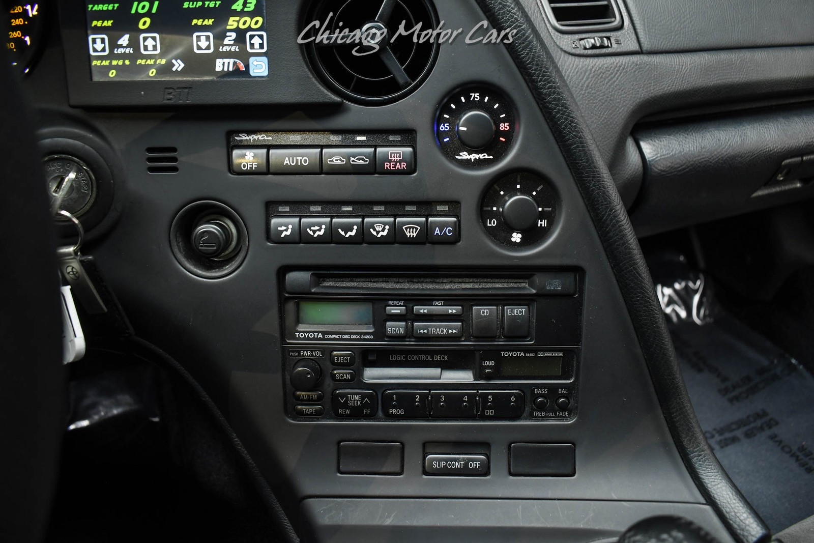 Toyota-Supra-1993-Hatchback-12