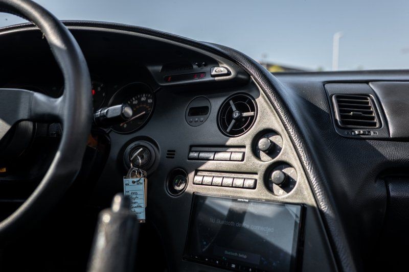 Toyota-Supra-1993-Hatchback-22