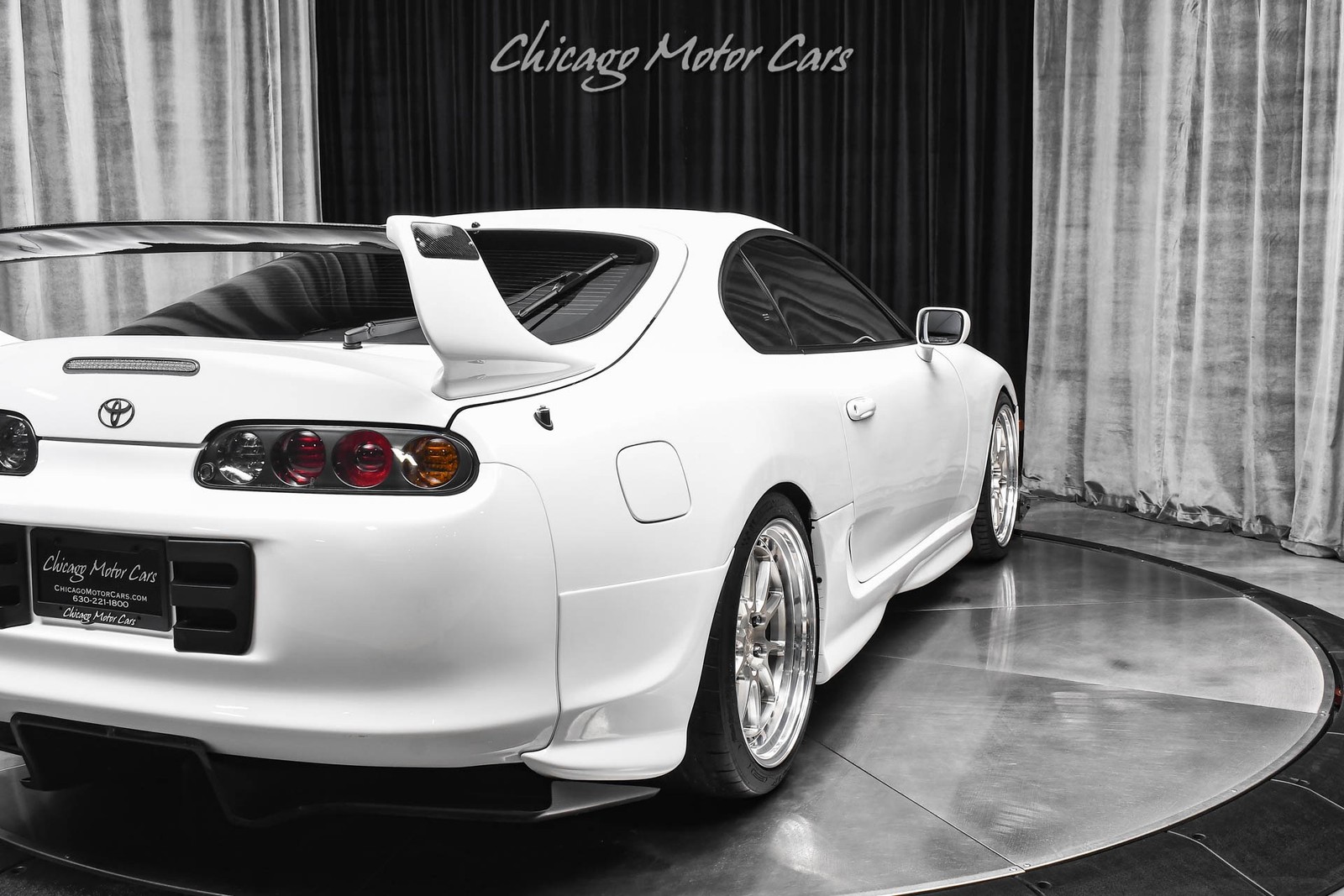 Toyota-Supra-1993-Hatchback-30