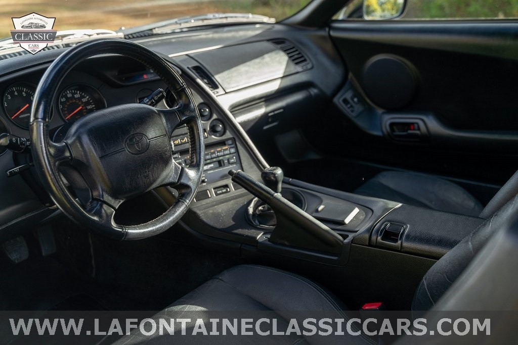 Toyota-Supra-1994-Hatchback-2