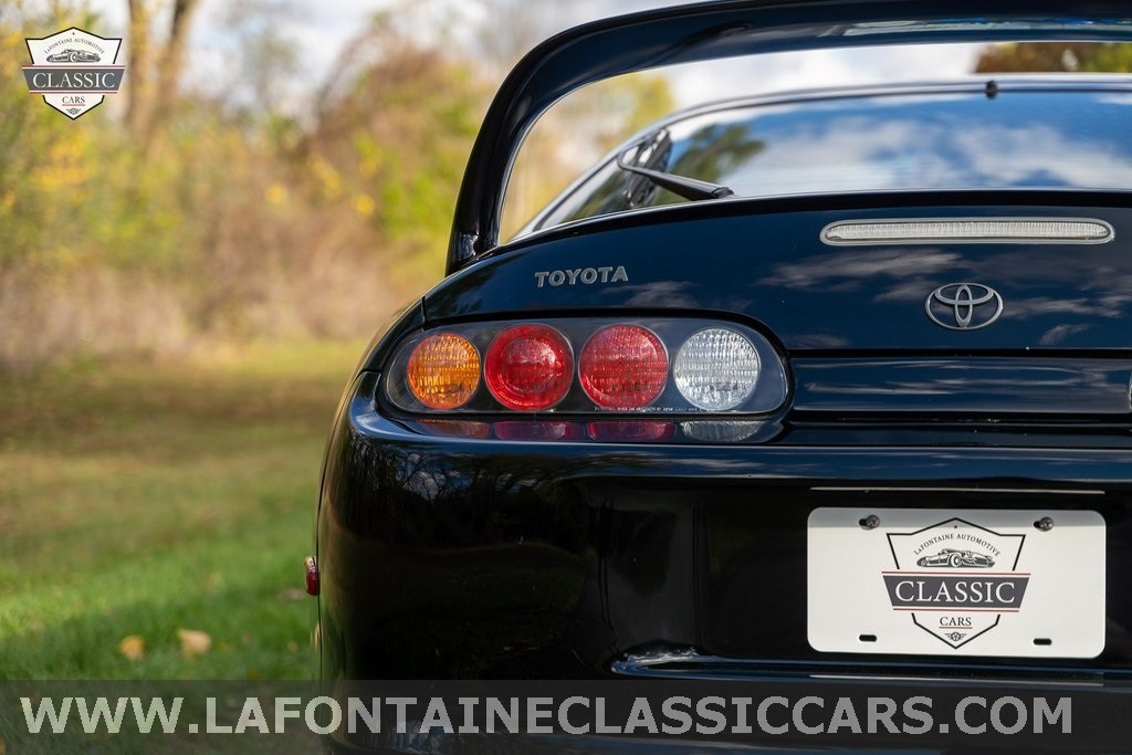 Toyota-Supra-1994-Hatchback-23