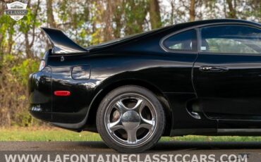 Toyota-Supra-1994-Hatchback-25