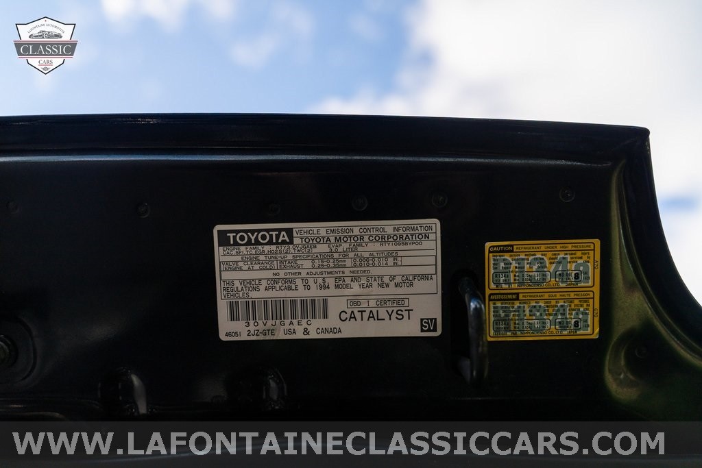 Toyota-Supra-1994-Hatchback-35