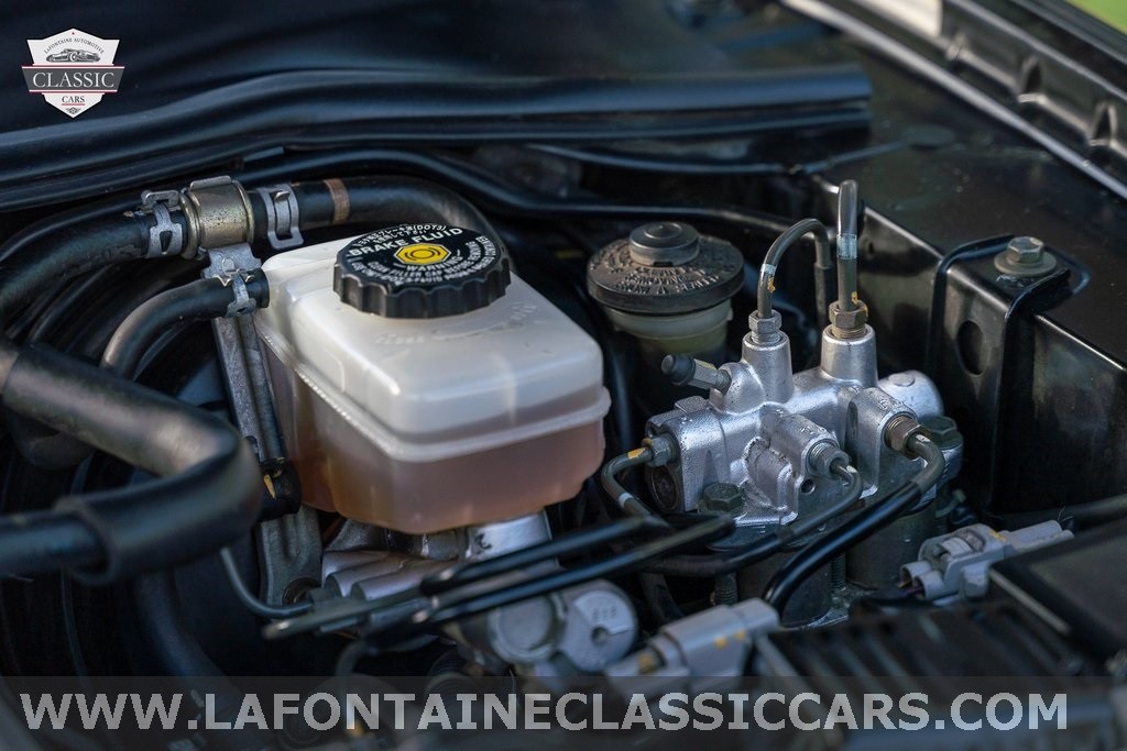 Toyota-Supra-1994-Hatchback-36